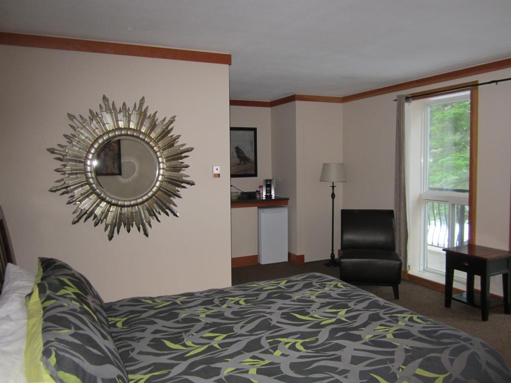 The Lodge At Skeena Landing Terrace Exterior photo