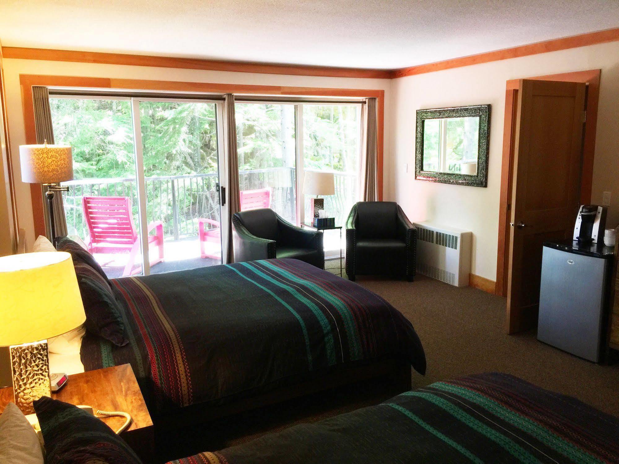 The Lodge At Skeena Landing Terrace Exterior photo