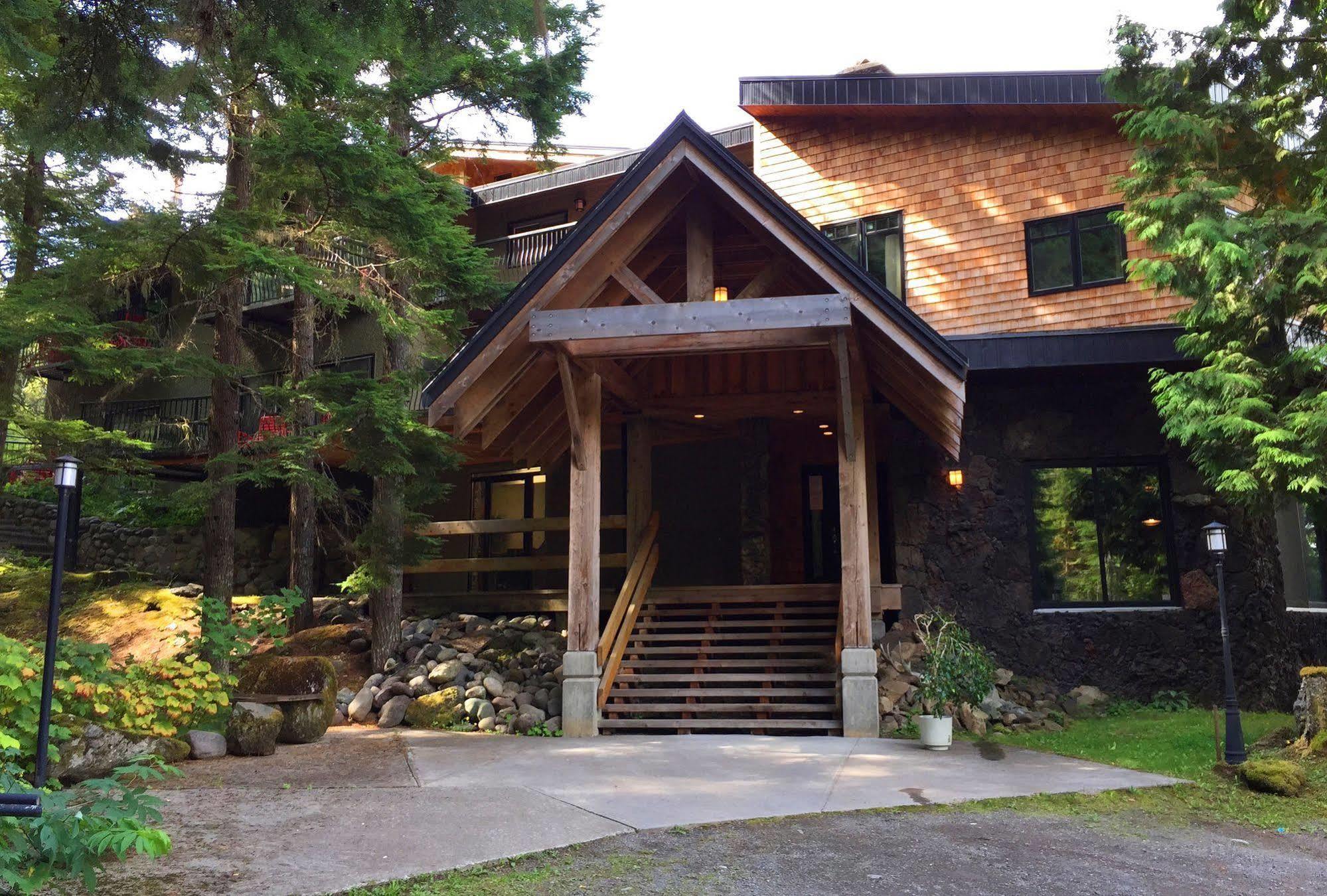 The Lodge At Skeena Landing Terrace Exterior photo